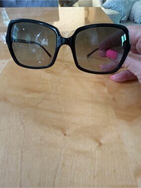 Burberry sunglasses